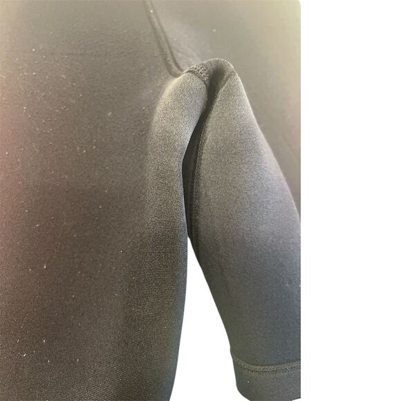 BARE Plazma 2/2mm Shorty Wetsuit Black Red Youth Medium 8/10 - Picture 7 of 10